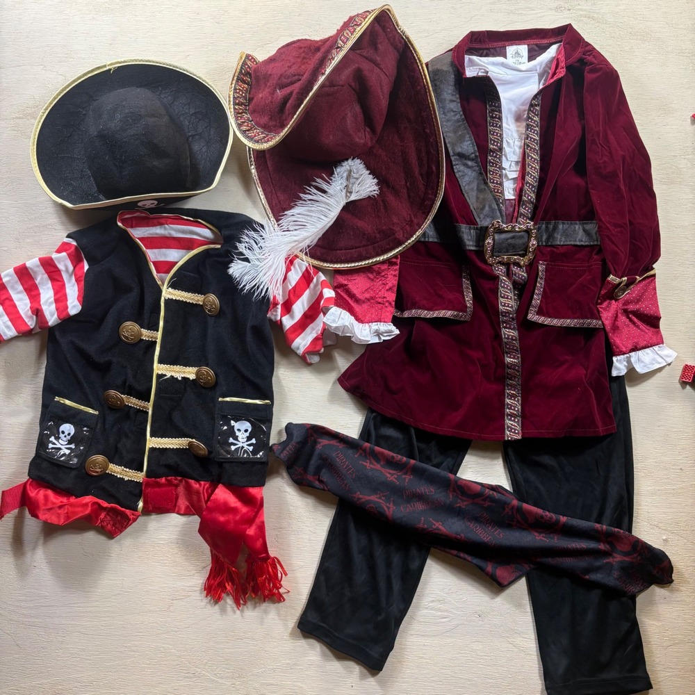 Disney Pirates of the Caribbean Captain Jack Sparrow Costume Set Kids 7/8 Hat